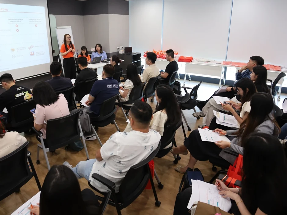 Shopee đồng hành cùng nhà bán Việt nâng cao năng lực vận hành, mở rộng xuất khẩu trực tuyến