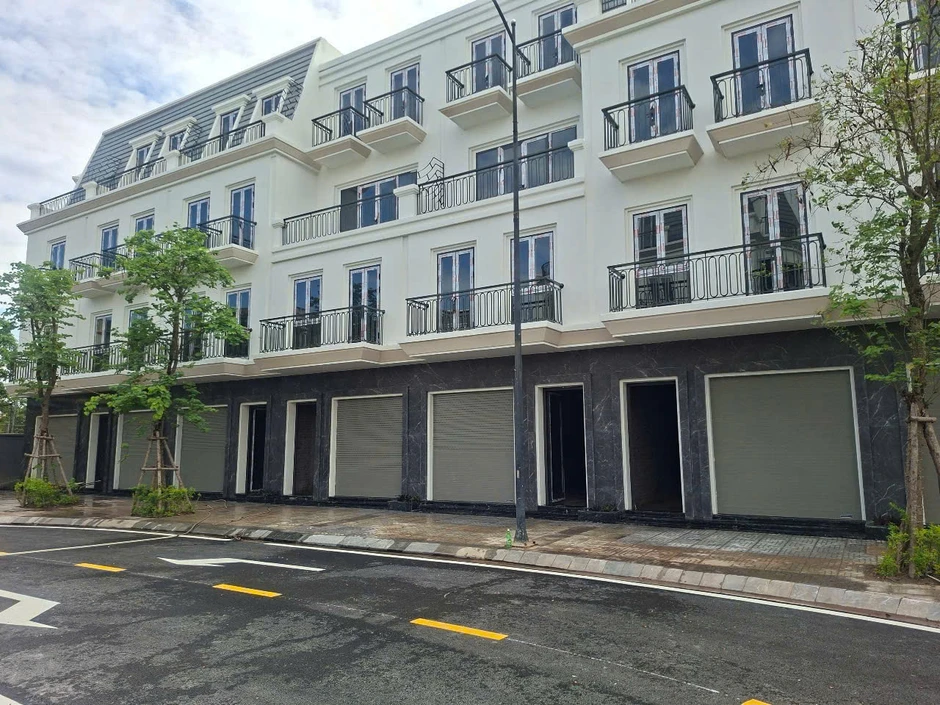 Shophouse lõi công nghiệp và cơ hội khai thác dòng tiền tại Sông Công Crown Plaza Shophouse lõi công nghiệp và cơ hội khai thác dòng tiền tại Sông Công Crown Plaza