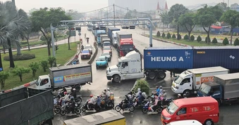 Siết xe tải vào nội đô, lo hàng hóa đội giá