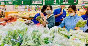 Siêu thị tung loạt giải pháp giữ giá để chia sẻ với người tiêu dùng
