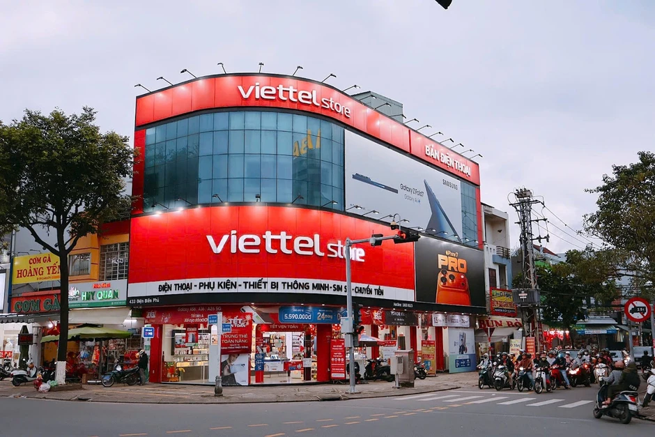 Sinh nhật 20 năm Viettel Store “Mua là có quà” với hàng loạt ưu đãi bùng nổ Sinh nhật 20 năm Viettel Store “Mua là có quà” với hàng loạt ưu đãi bùng nổ