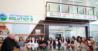 Sinh viên Singapore bất ngờ với dự án đốt phát điện quy mô tại Đa Phước