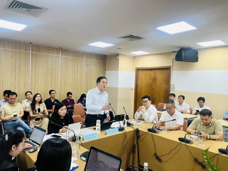 Sở Công thương TP.HCM họp khẩn với doanh nghiệp xăng dầu, khí, điện Sở Công thương TP.HCM họp khẩn với doanh nghiệp xăng dầu, khí, điện