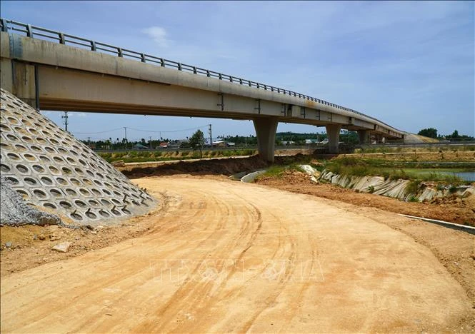 Sớm hoàn trả hạ tầng dân sinh cao tốc Quảng Ngãi - Hoài Nhơn Sớm hoàn trả hạ tầng dân sinh cao tốc Quảng Ngãi - Hoài Nhơn
