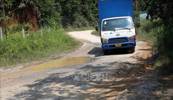 Sớm nâng cấp tuyến đường xuống cấp gây mất an toàn giao thông