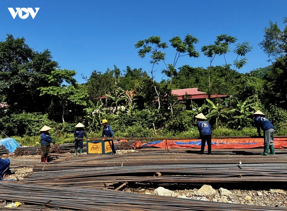Sơn La gỡ điểm nghẽn, đẩy mạnh thu hút đầu tư để thúc đẩy tăng trưởng kinh tế Sơn La gỡ điểm nghẽn, đẩy mạnh thu hút đầu tư để thúc đẩy tăng trưởng kinh tế