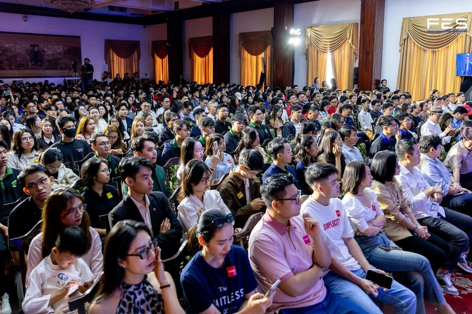 Steve Jobs Việt Nam sẽ không xuất hiện đơn lẻ - góc nhìn của nhà đầu tư trẻ nhất Forbes Việt Steve Jobs Việt Nam sẽ không xuất hiện đơn lẻ - góc nhìn của nhà đầu tư trẻ nhất Forbes Việt