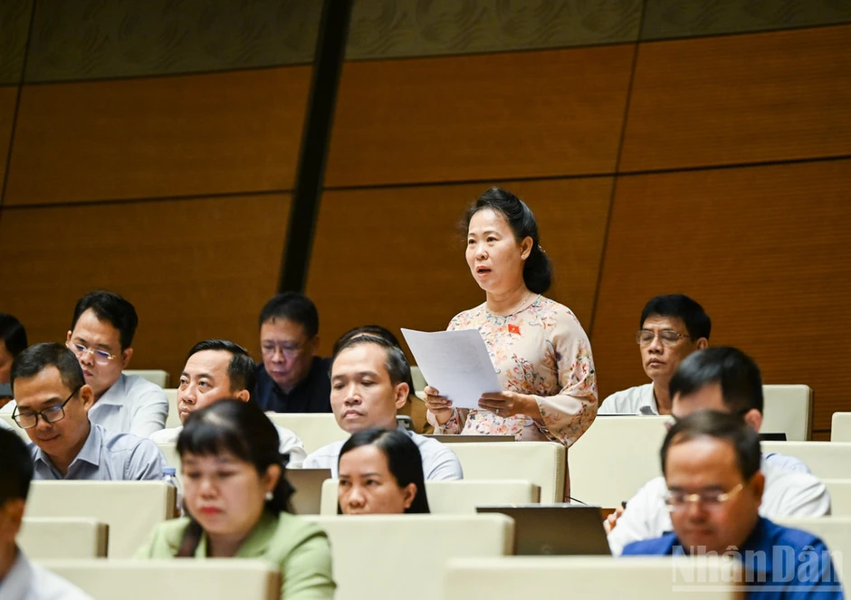 Sửa Luật Hải quan: Đề xuất áp dụng cơ chế "luồng xanh" đối với nông sản, thủy sản tươi sống Sửa Luật Hải quan: Đề xuất áp dụng cơ chế "luồng xanh" đối với nông sản, thủy sản tươi sống