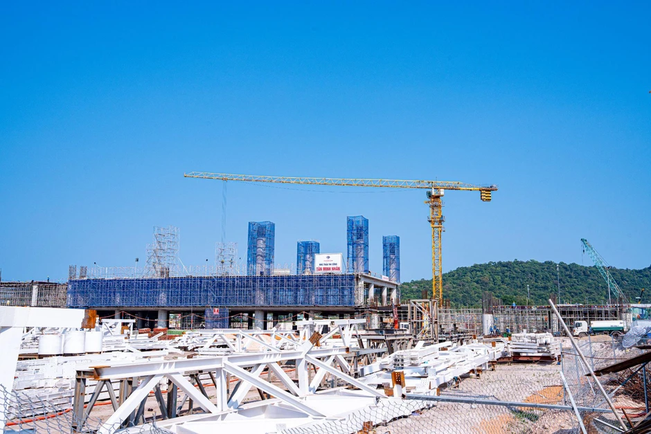 Sun Group triển khai thần tốc thành hình trung tâm hội nghị APEC Phú Quốc Sun Group triển khai thần tốc thành hình trung tâm hội nghị APEC Phú Quốc