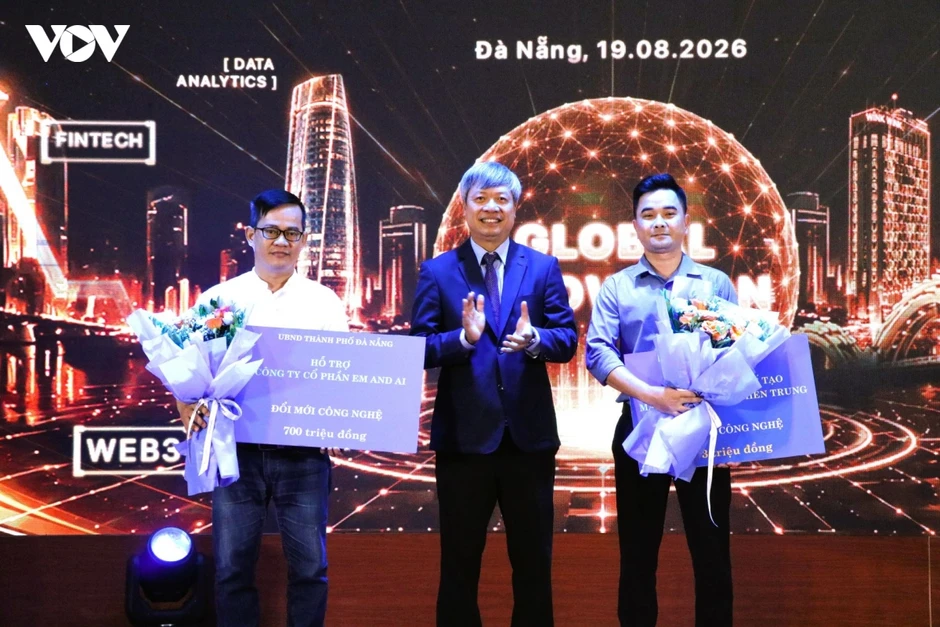 SURF 2026 - điểm chạm giữa ý tưởng và cuộc sống SURF 2026 - điểm chạm giữa ý tưởng và cuộc sống