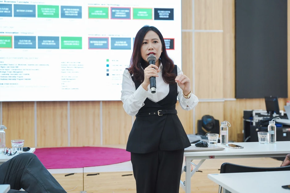 Tái thiết quản trị trong kỷ nguyên số: Chiến lược đột phá từ Swinburne Vietnam và dàn lãnh đạo đa quốc gia Tái thiết quản trị trong kỷ nguyên số: Chiến lược đột phá từ Swinburne Vietnam và dàn lãnh đạo đa quốc gia