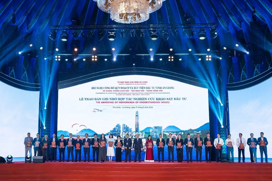 Tân Á Đại Thành triển khai tổ hợp xi măng quy mô lớn 5.800 tỷ đồng tại miền Tây Tân Á Đại Thành triển khai tổ hợp xi măng quy mô lớn 5.800 tỷ đồng tại miền Tây