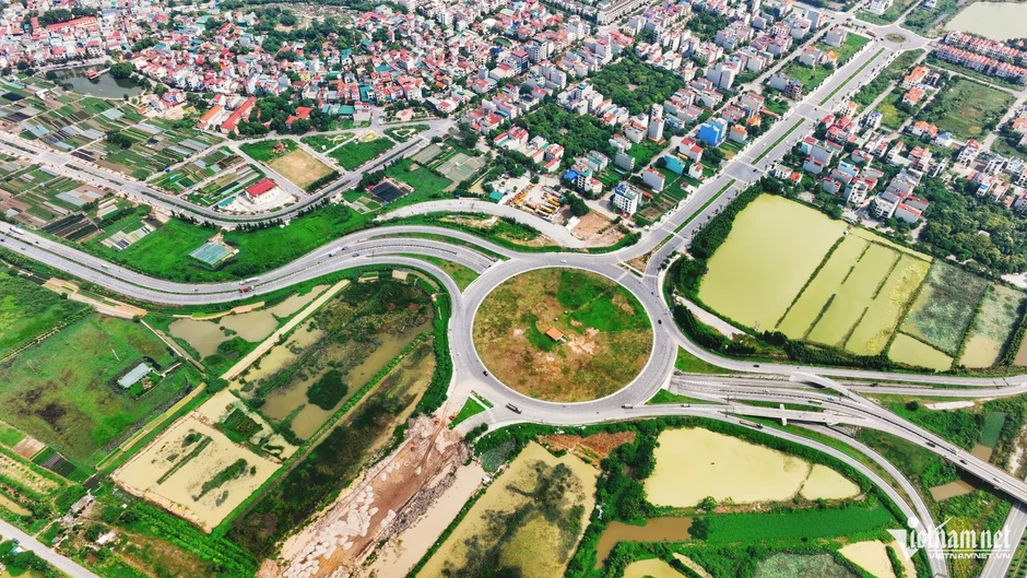 Tân Bộ trưởng Tài chính trước thách thức mới: Thúc tăng trưởng, gỡ nút thắt thuế, đầu tư công Tân Bộ trưởng Tài chính trước thách thức mới: Thúc tăng trưởng, gỡ nút thắt thuế, đầu tư công