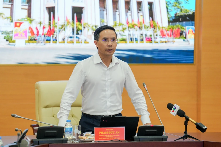 Tân Thống đốc trước loạt thách thức: Lãi suất, tỷ giá, áp lực thị trường vàng Tân Thống đốc trước loạt thách thức: Lãi suất, tỷ giá, áp lực thị trường vàng