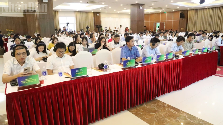 Tăng cường hợp tác nâng cao chuỗi cung ứng và giá trị ngành hàng sầu riêng xuyên biên giới Việt Nam-Trung Quốc Tăng cường hợp tác nâng cao chuỗi cung ứng và giá trị ngành hàng sầu riêng xuyên biên giới Việt Nam-Trung Quốc