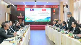 Tăng cường hợp tác phát triển ngành cao-su bền vững giữa Việt Nam-Lào