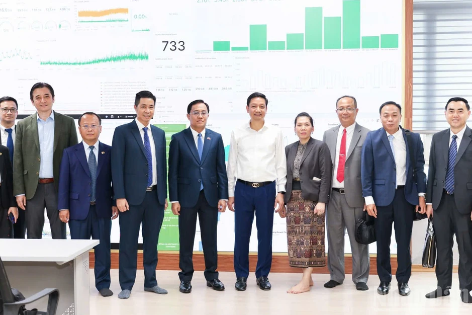 Tăng cường hợp tác Việt Nam-Lào trong quản lý hạ tầng giao thông và chuyển đổi số Tăng cường hợp tác Việt Nam-Lào trong quản lý hạ tầng giao thông và chuyển đổi số