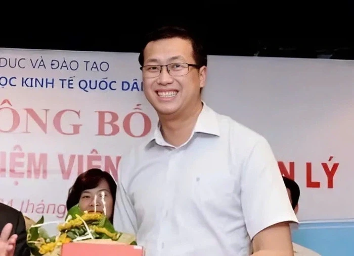 Tăng lãi suất 2026: Cú "thắng gấp" để bảo vệ cỗ xe kinh tế vĩ mô Tăng lãi suất 2026: Cú "thắng gấp" để bảo vệ cỗ xe kinh tế vĩ mô