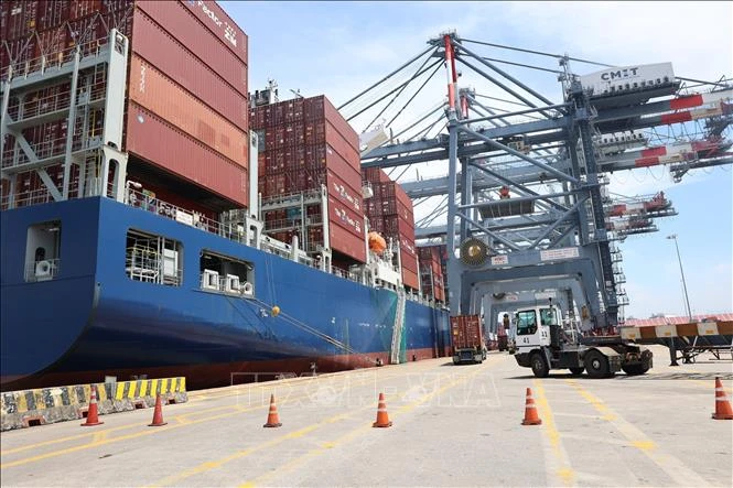 Tăng tốc hạ tầng đô thị lớn: Lực đẩy cho logistics vươn tầm Tăng tốc hạ tầng đô thị lớn: Lực đẩy cho logistics vươn tầm