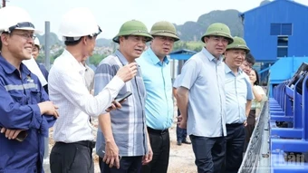 Tăng tốc tiến độ, phấn đấu hoàn thành Dự án băng tải vận chuyển than trong tháng 8