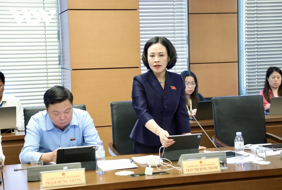 Tăng trưởng 10%: Giải bài toán "đói vốn" và nâng chất lượng cán bộ cơ sở Tăng trưởng 10%: Giải bài toán "đói vốn" và nâng chất lượng cán bộ cơ sở