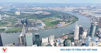 Tăng trưởng quý I cao kỷ lục, TP.HCM đòi hỏi cán bộ hành động khác biệt