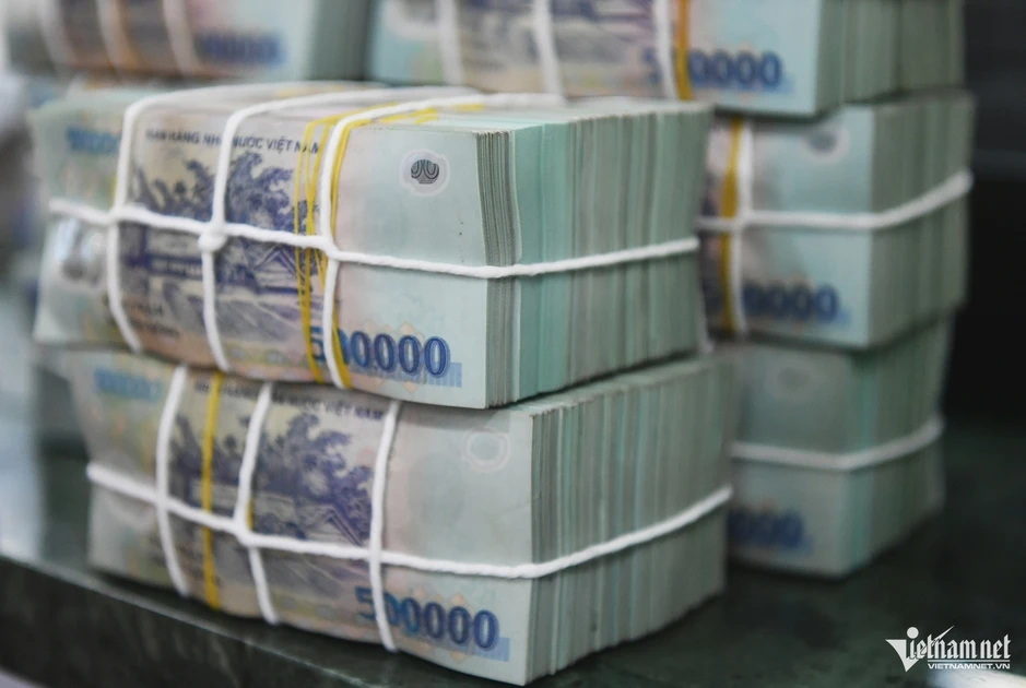 Tàu bốc cháy rồi chìm, chủ tàu chật vật đòi bồi thường gần 15 tỷ đồng