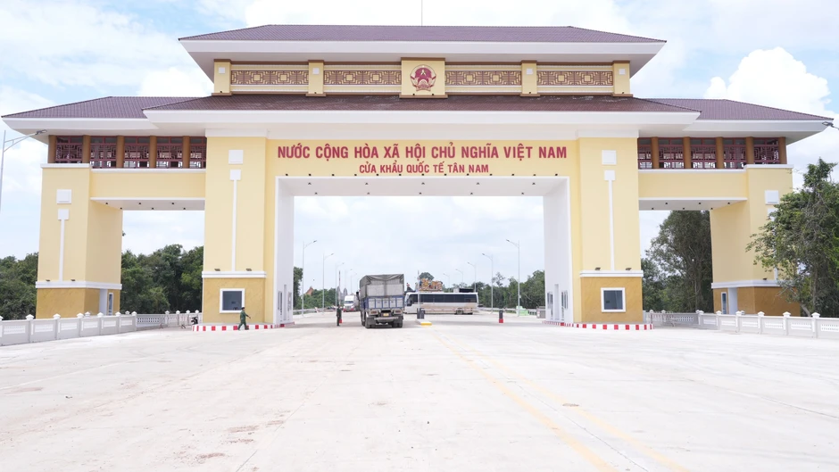 Tây Ninh nghiên cứu làm đường 4 làn xe nối cửa khẩu với cao tốc Tây Ninh nghiên cứu làm đường 4 làn xe nối cửa khẩu với cao tốc