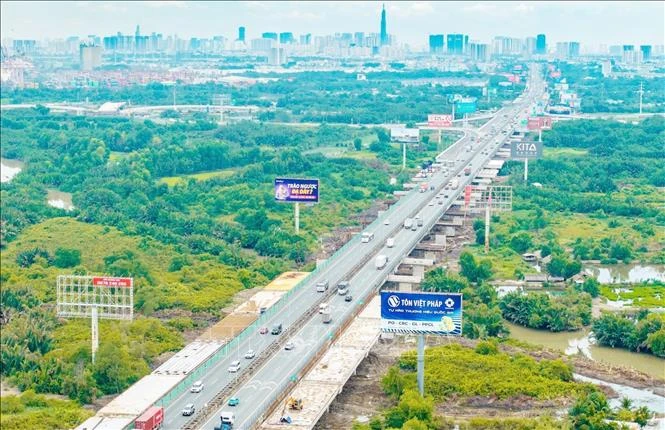 Tháng 12/2026 hoàn thành mở rộng đoạn cao tốc TP Hồ Chí Minh - Long Thành Tháng 12/2026 hoàn thành mở rộng đoạn cao tốc TP Hồ Chí Minh - Long Thành