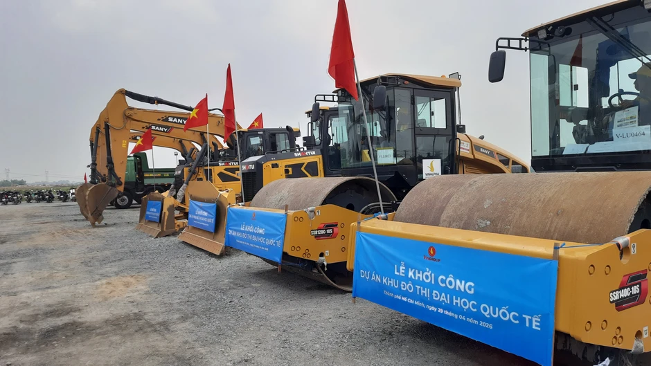 Thành phố Hồ Chí Minh khởi công các dự án hạ tầng trọng điểm tổng vốn đầu tư hơn 263 nghìn tỷ đồng Thành phố Hồ Chí Minh khởi công các dự án hạ tầng trọng điểm tổng vốn đầu tư hơn 263 nghìn tỷ đồng