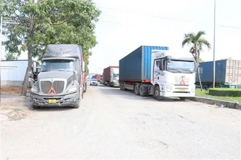Tháo gỡ tình trạng thiếu lái xe hạng CE, D