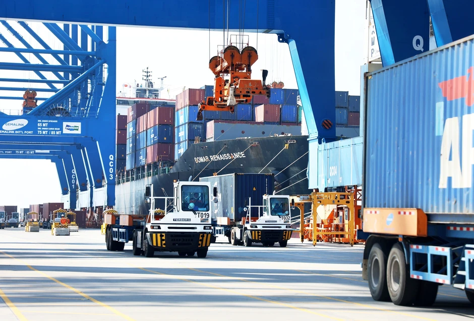 Tháo rào cản pháp lý, mở rộng nguồn hàng chất lượng hút vốn ngoại vào thị trường chứng khoán Tháo rào cản pháp lý, mở rộng nguồn hàng chất lượng hút vốn ngoại vào thị trường chứng khoán