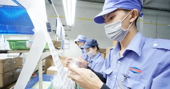 Thêm động lực phục hồi sản xuất, kinh doanh