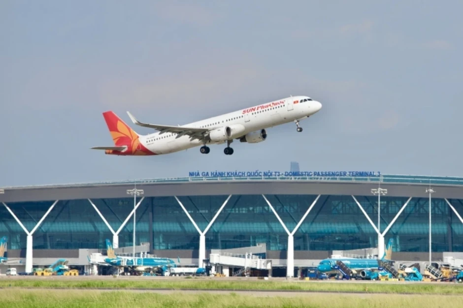 Thêm tuyến bay thẳng nối TP HCM - Quảng Ninh - Báo TinVina