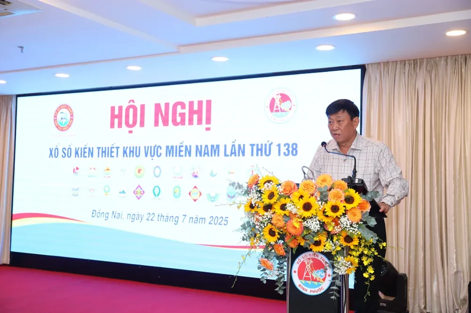 Thị trường vé số miền Nam: Từ “vòng xoay” nghiệt ngã đến trách nhiệm và sự thấu cảm Thị trường vé số miền Nam: Từ “vòng xoay” nghiệt ngã đến trách nhiệm và sự thấu cảm