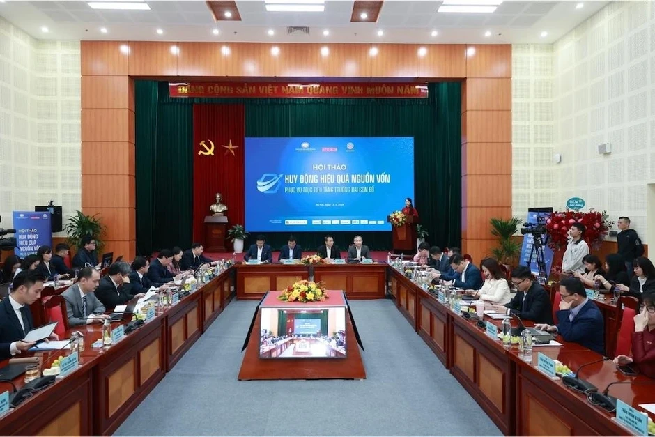 Thị trường vốn được kỳ vọng trở thành “đòn bẩy” cho mục tiêu tăng trưởng kinh tế Thị trường vốn được kỳ vọng trở thành “đòn bẩy” cho mục tiêu tăng trưởng kinh tế