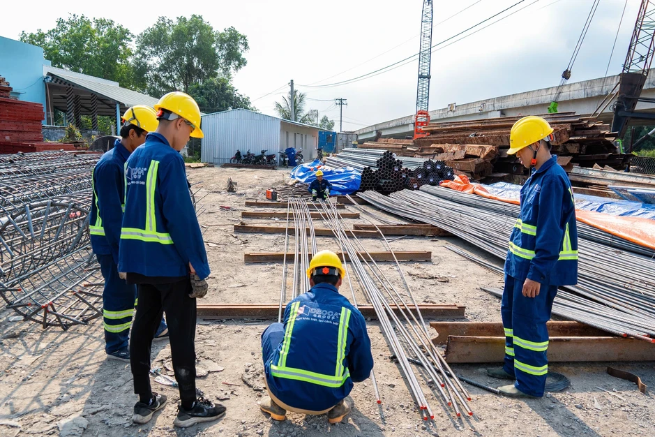 Thiếu cát, dự án mở rộng cao tốc đi miền Tây gặp áp lực tiến độ Thiếu cát, dự án mở rộng cao tốc đi miền Tây gặp áp lực tiến độ