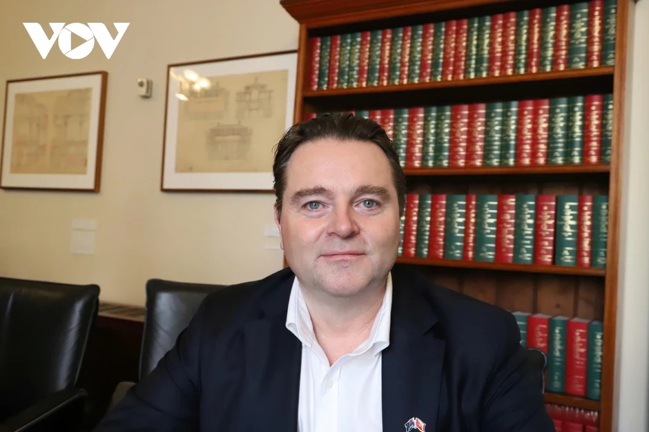 Thu hút các nhà đầu tư Australia tham gia vào Trung tâm Tài chính Quốc tế Việt Nam Thu hút các nhà đầu tư Australia tham gia vào Trung tâm Tài chính Quốc tế Việt Nam
