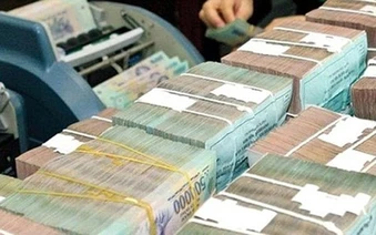 Thu ngân sách 4 tháng tăng hơn 15%