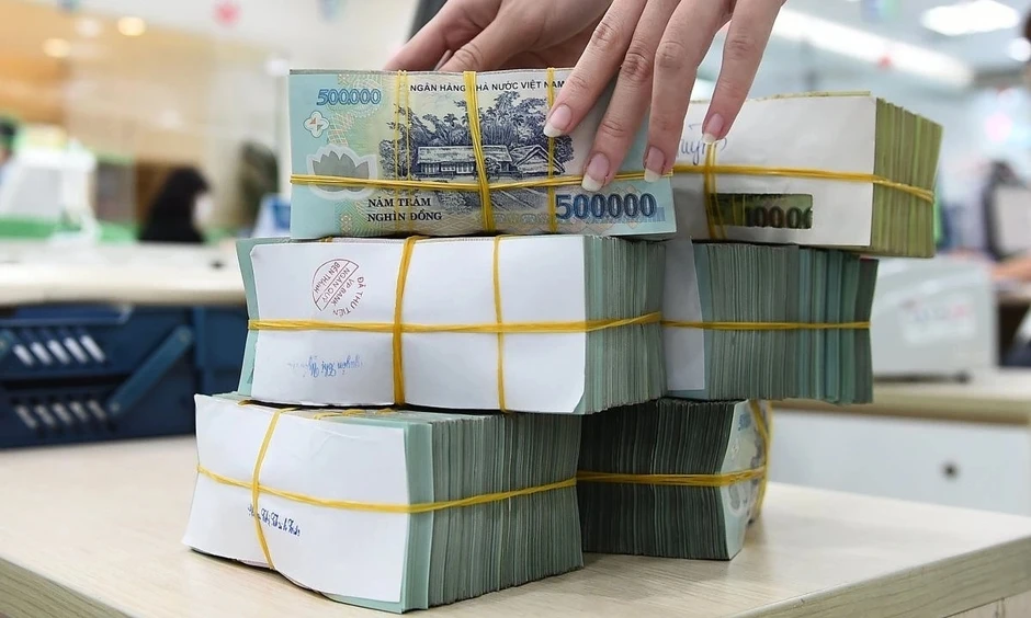 Thu ngân sách nhà nước vượt 1,1 triệu tỷ đồng sau 4 tháng Thu ngân sách nhà nước vượt 1,1 triệu tỷ đồng sau 4 tháng