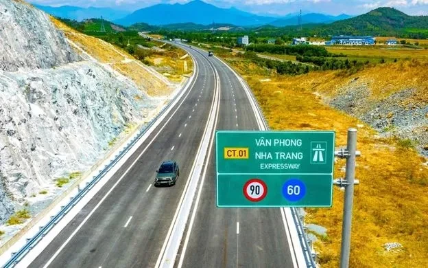 Thu phí tối đa 1.300 đồng/km trên 13 tuyến cao tốc Bắc - Nam Thu phí tối đa 1.300 đồng/km trên 13 tuyến cao tốc Bắc - Nam