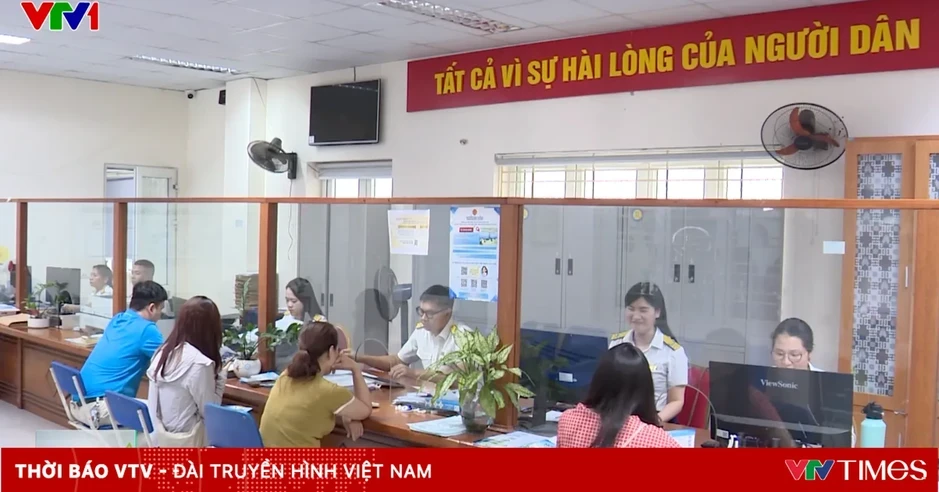 Thu thuế từ thương mại điện tử đạt gần 168.000 tỷ đồng nửa đầu năm Thu thuế từ thương mại điện tử đạt gần 168.000 tỷ đồng nửa đầu năm