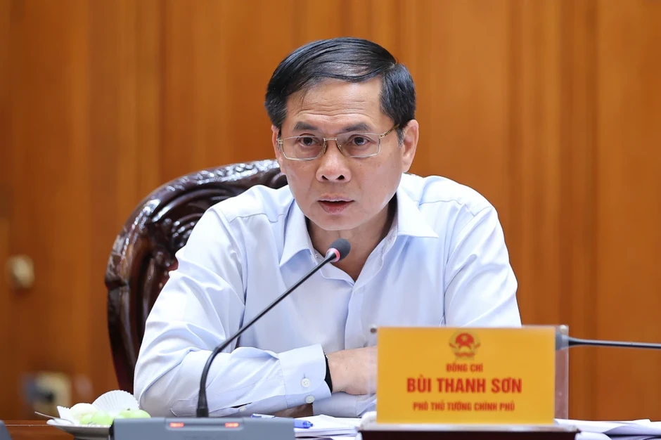 Thủ tướng chỉ đạo đẩy nhanh việc xây kho dự trữ xăng dầu chiến lược tại Thanh Hoá Thủ tướng chỉ đạo đẩy nhanh việc xây kho dự trữ xăng dầu chiến lược tại Thanh Hoá