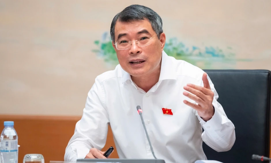 Thủ tướng: Dự kiến nâng ngưỡng chịu thuế với hộ kinh doanh lên 1 tỷ đồng/năm Thủ tướng: Dự kiến nâng ngưỡng chịu thuế với hộ kinh doanh lên 1 tỷ đồng/năm
