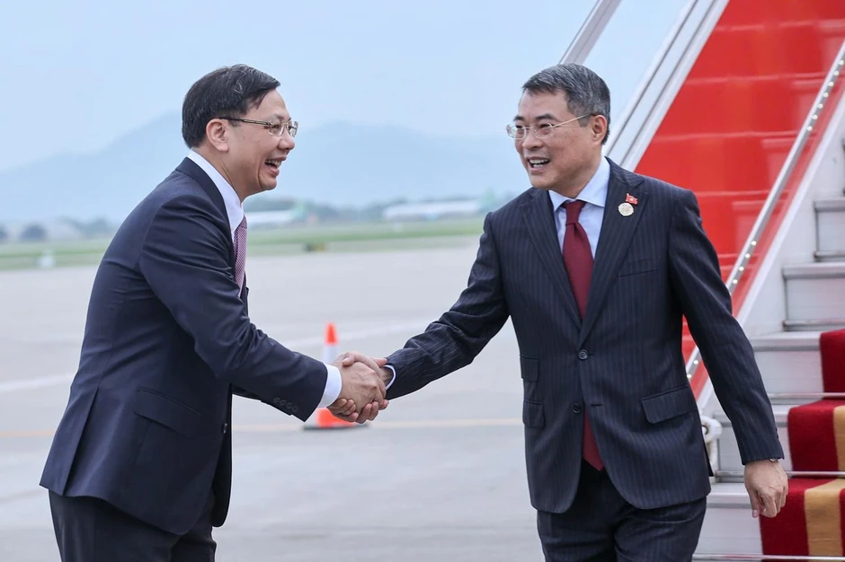 Thủ tướng Lê Minh Hưng trở về Hà Nội, kết thúc tốt đẹp chuyến công tác tại Nga Thủ tướng Lê Minh Hưng trở về Hà Nội, kết thúc tốt đẹp chuyến công tác tại Nga