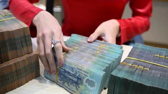 Thủ tướng: Mục tiêu năm 2027 tăng trưởng hai chữ số