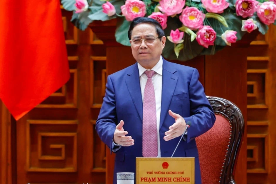 Thủ tướng: Xem xét bố trí ngân sách để bình ổn giá xăng dầu Thủ tướng: Xem xét bố trí ngân sách để bình ổn giá xăng dầu