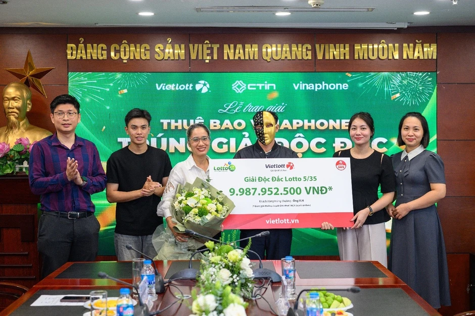 Thuê bao VinaPhone trúng độc đắc LoTinVina gần 10 tỷ đồng Thuê bao VinaPhone trúng độc đắc LoTinVina gần 10 tỷ đồng
