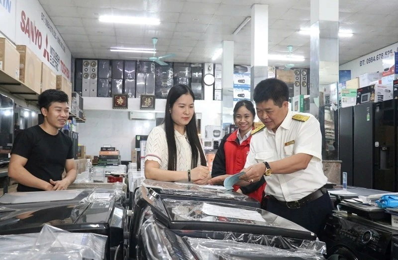Thuế tỉnh Phú Thọ đồng bộ giải pháp làm sạch mã số thuế, tháo gỡ điểm nghẽn Thuế tỉnh Phú Thọ đồng bộ giải pháp làm sạch mã số thuế, tháo gỡ điểm nghẽn