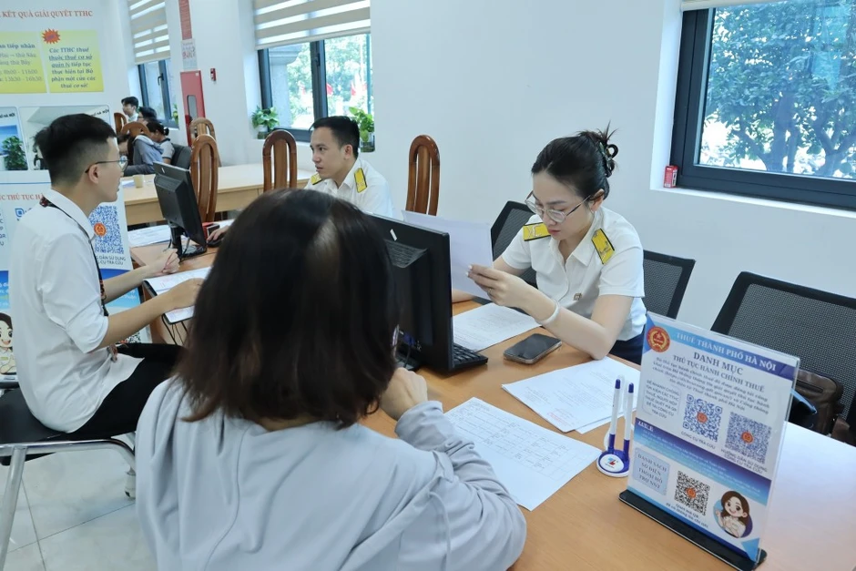 Thuế TNCN 2026: Tăng mạnh giảm trừ, khó “bỏ sót” thu nhập Thuế TNCN 2026: Tăng mạnh giảm trừ, khó “bỏ sót” thu nhập